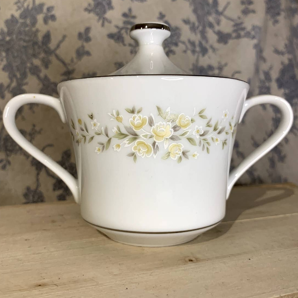 Vintage Crown Victoria Fine China Porcelain Carolyn Japan Footed Sugar Bowl